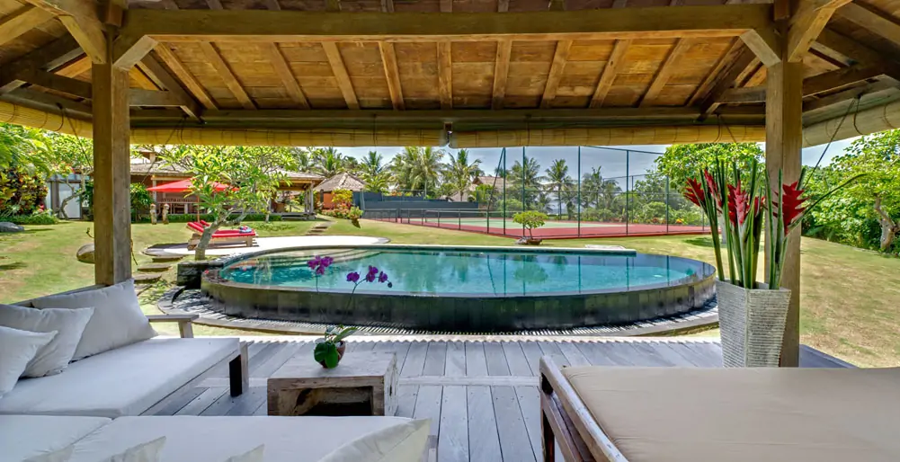 Pool bale - Villa Ombak Laut, Canggu Bali