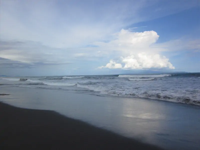 Pantai Lembeng Ketewel